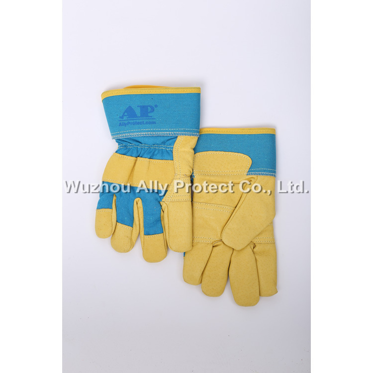 AP-3502 Grain Calfskin Fleece-lined Winter Gloves